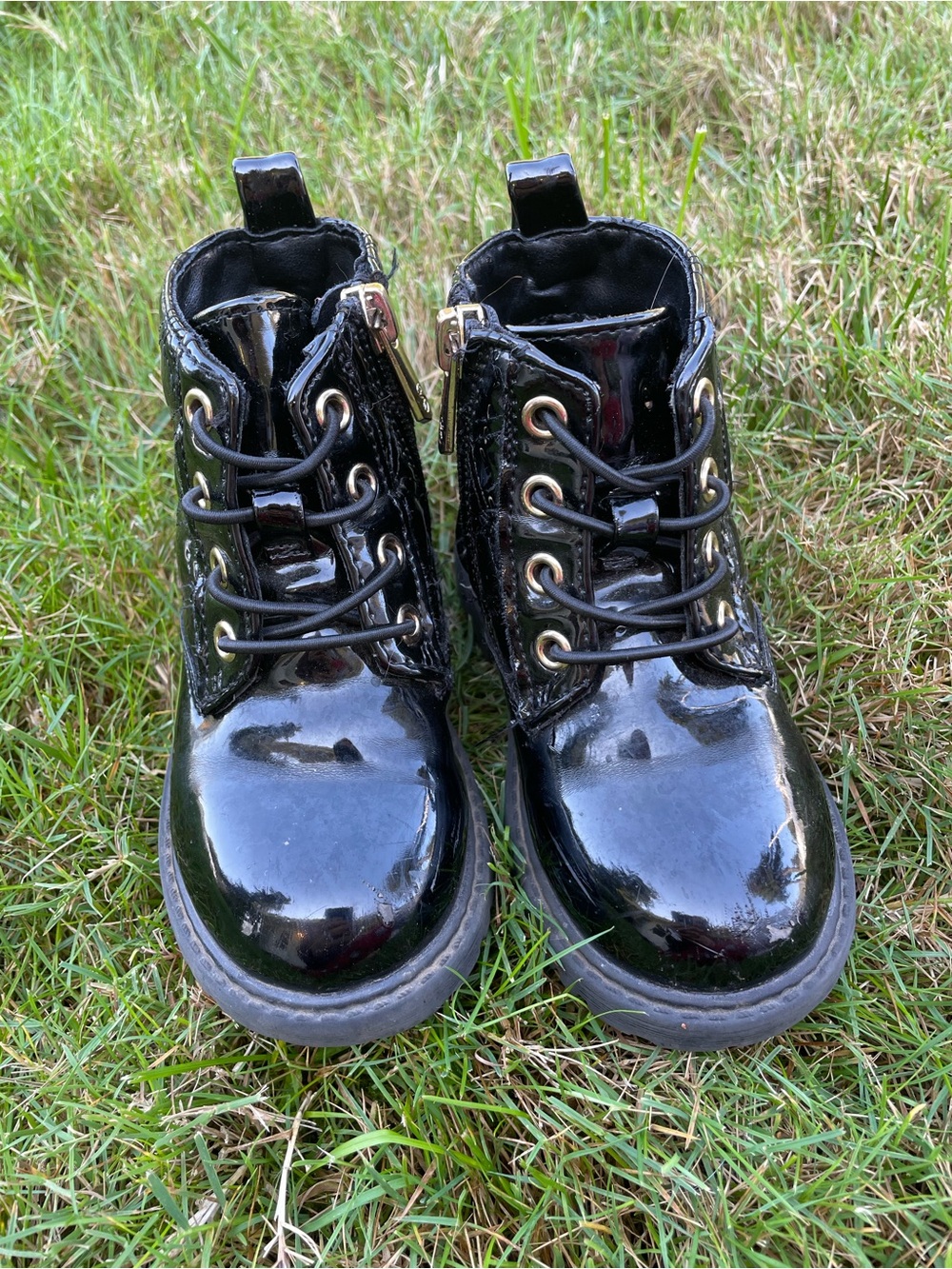 7c Sam & Libby black combat boots with zipper